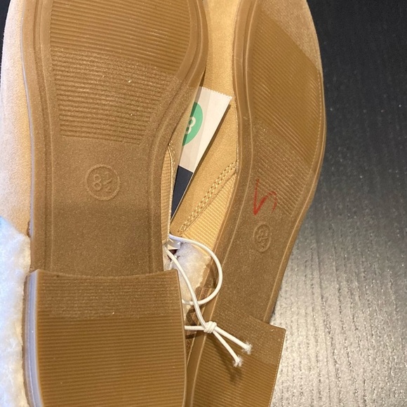 Universal Thread Tan Suede Women's Flats - Picture 4 of 8